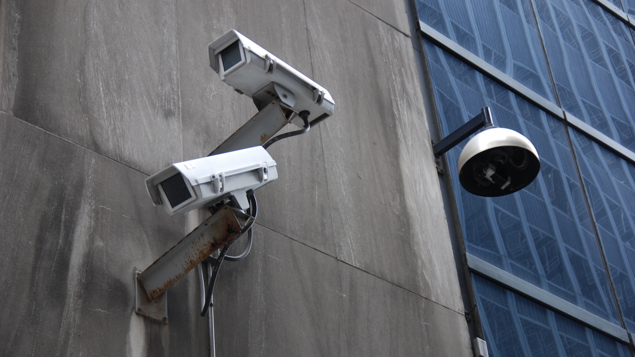How new Technology can help Police tap into Public Cameras