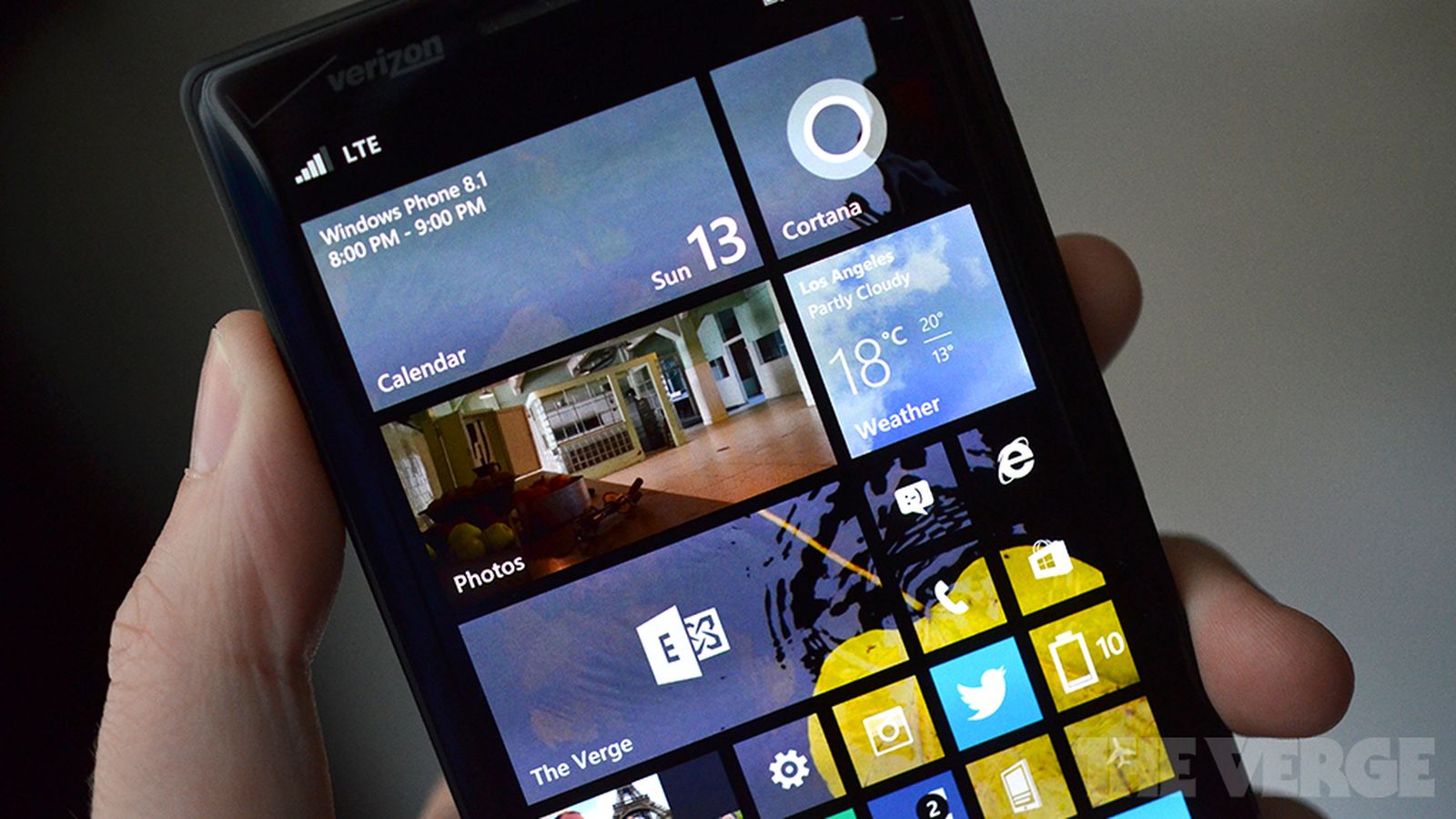 Innovations in Windows Phone with an Outstanding Hover Gesture Control