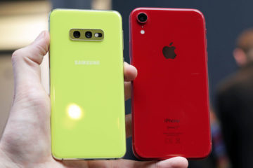 iPhone XR vs. Galaxy S10E